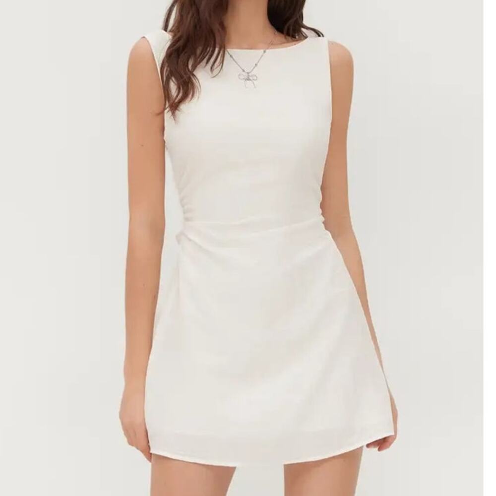 Cider White Sleeveless Mini Dress